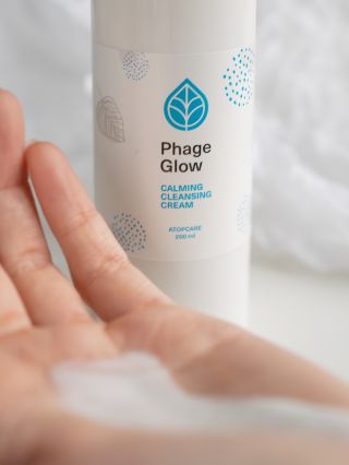 Dopřejte své pleti každodenní péči, kterou si zaslouží, a získejte jemný, svěží a zdravý vzhled, na který budete pyšní. S...